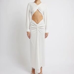Elegant White Long Sleeve Dress